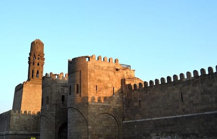 Cairo Night Tour: Explore El Moez Street and Local Cuisine
