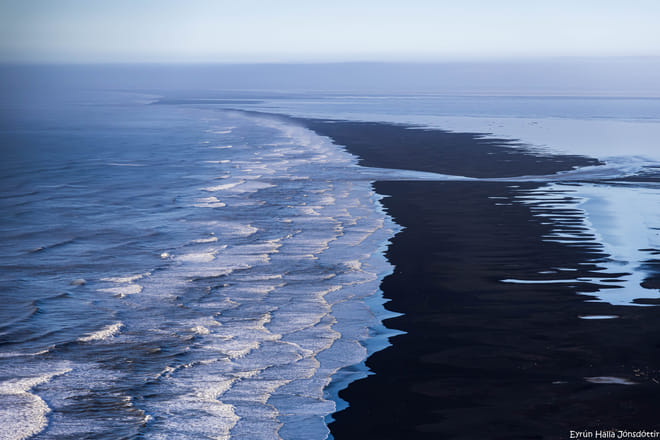 Black Sands and Riverbeds Airplane Tours photo 4