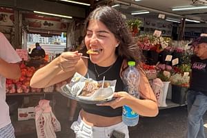 Tel Aviv: Carmel Market Food Tasting Tour  "Shuk HaCarmel" 