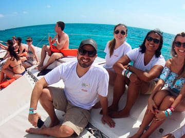 Chichen Itza, Cenote & Valladolid Tour
