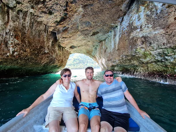 Boat & Snorkel Tour to 5 Islands of Los Arcos