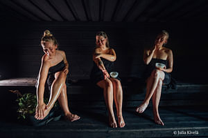 Finnish Smoke Sauna & Jacuzzi in Varjola Resort