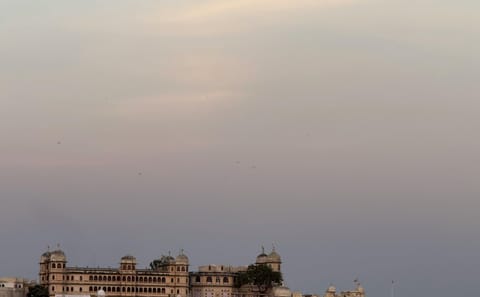 4-Day Private Udaipur & Mount Abu Tour