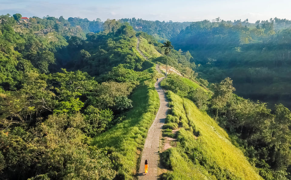 Morning Trekking Experience at Campuhan Ridge, Ubud