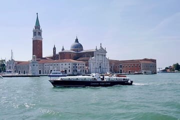 Venice Morning Walking Tour with Canal Cruise Experience