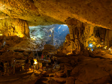 Halong Bay Kayaking and Cave Tour from Hanoi