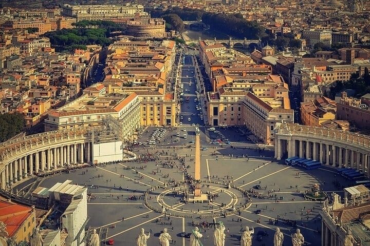 Private Day Trip from Civitavecchia to the Best of Rome 3