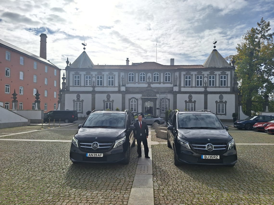 Private Chauffeur by the Hour in Porto – 20 km Included per Hour 3