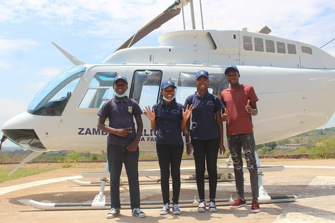 15 minutes scenic helicopter flight above Victoria Falls-Zimbabwe 9