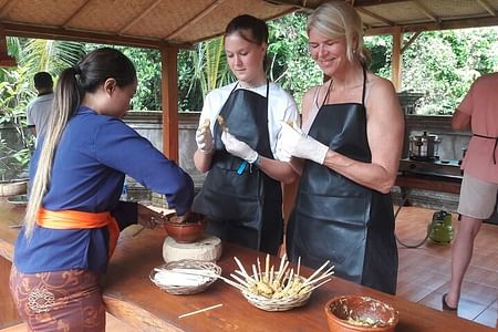 Authentic Balinese Cooking Class Experience in Ubud, Bali