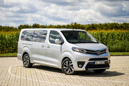 Majdanek Concentration Camp Tour from Warsaw