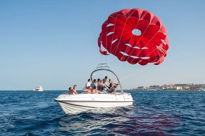 Fantastic Orange Bay &amp; Parasailing &amp; Water sports &amp; Snorkeling -Hurghada