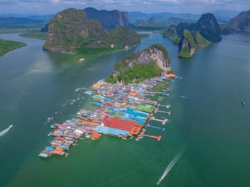 Phuket to Phi Phi and Jamebond Islands Snorkeling, Canoeing Tour