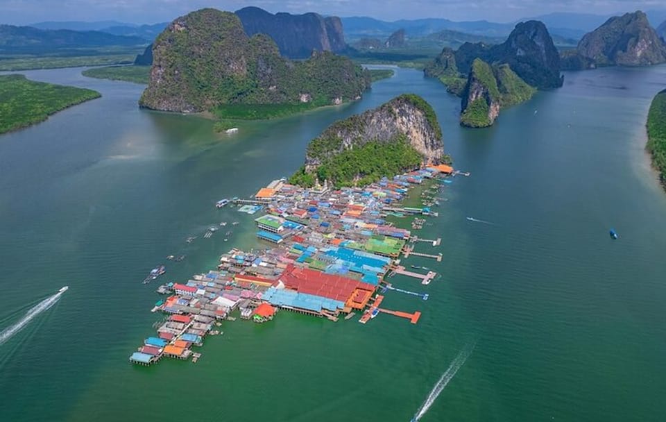 Phi Phi and Jamebond Islands Snorkeling,Canoeing Tour from Phuket