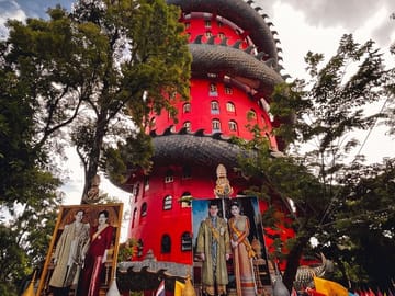 Private VIP Tour Dragon Tower Million Buddhas and Sacred Wonders