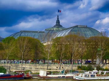 Paris – Historic Guided Walking tour