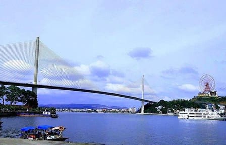 Night Tour of Ha Long Bay and Hạ Long City Highlights