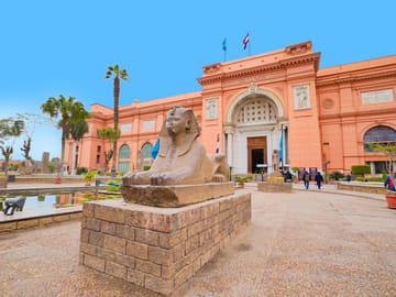 Private Two-Day Cultural Tour from Hurghada to Cairo and Giza
