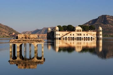 Private Luxury Golden Triangle Tour in New Delhi, Agra, Fatehpur Sikri