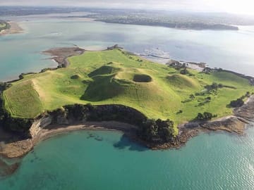 Auckland Sea Kayak Tour to Browns Island Motukorea