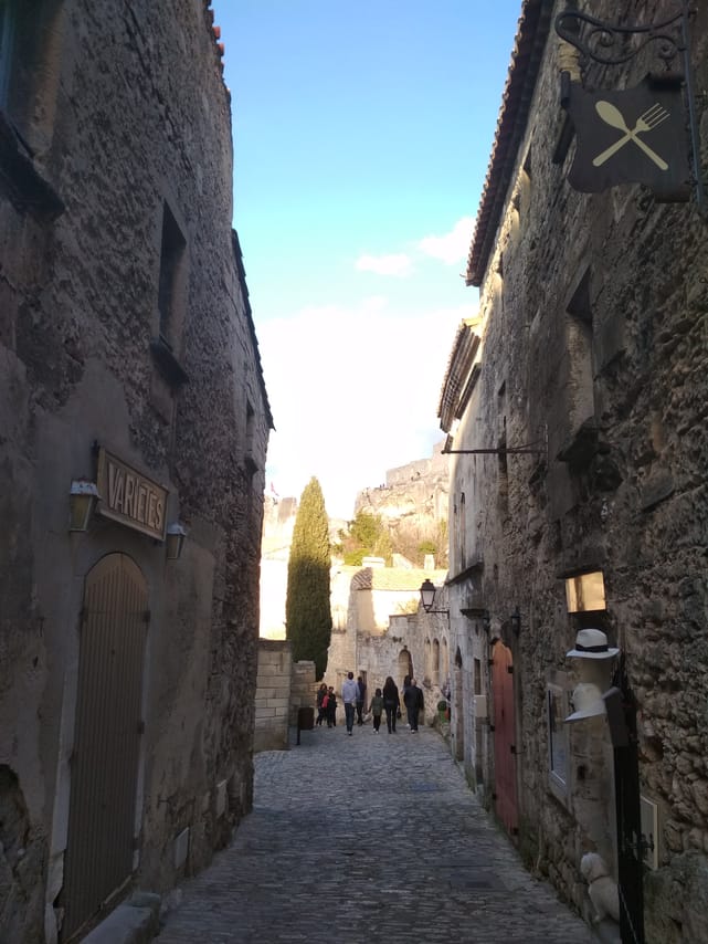 Arles et Les-Baux-de-Provence...  the splendor of Provence lifestyle 3
