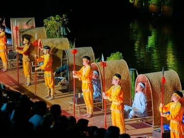 Cultural Tour of Hanoi with Local Market and Light Show