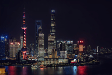 Private Huangpu River Night Cruise in Shanghai with Guide