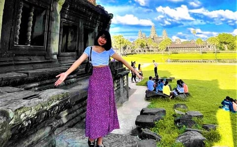 Private 2-Day Tour of Angkor Wat and Tonle Sap Lake