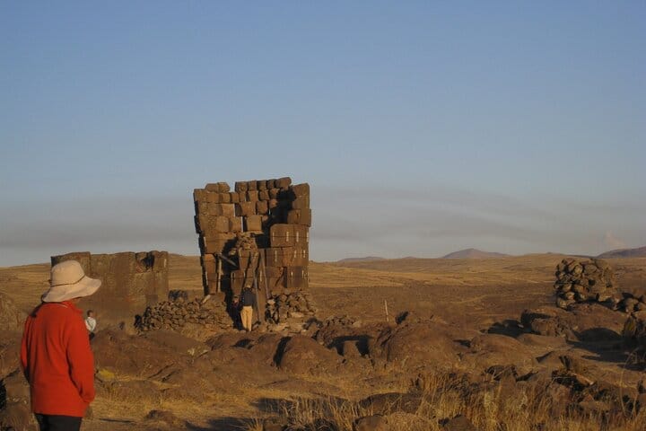 Half-Day Tombs "Chullpas" of Sillustani from Puno 7
