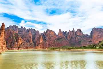 Private Tour of Liujia Gorge and Binglingsi Grottoes in Lanzhou