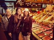Barcelona Highlights and Secrets. Private Tour with a tapa &amp; drink included