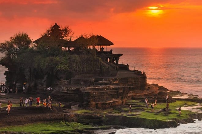 Tanah Lot & Bedugul Private Tour photo 5