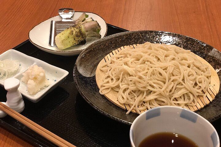 Mondo's most popular plan! Experience making soba noodles and the king of Japanese cuisine, tempura, in Sapporo!