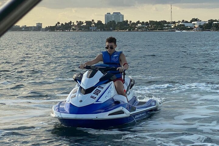 Miami: South Beach 60 Minute Jetski from Collins Ave 8