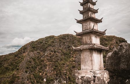 Hue Imperial City Tour: Explore Palaces and Gardens