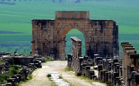 Private Day Trip from Fes to Volubilis and Meknes
