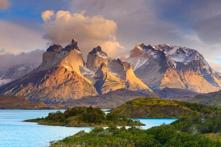 4-Day Chilean Patagonia Experience with Hotel, Tours & Meals
