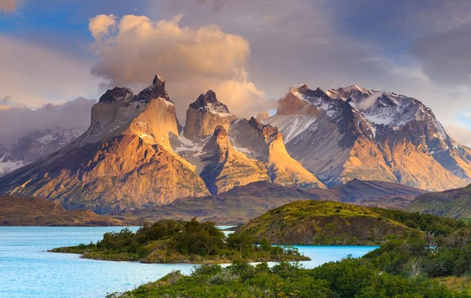 4-Day Chilean Patagonia Experience with Hotel, Tours & Meals