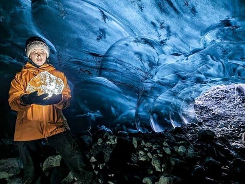 Sparkle Ice cave 2024