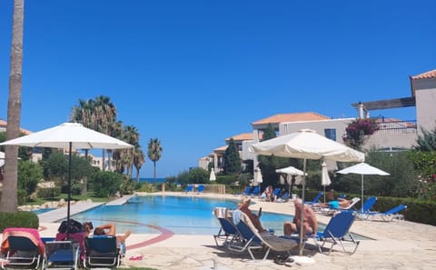 3-Night Romantic Villa Stay with Sunset Dinner in Maleme, Crete