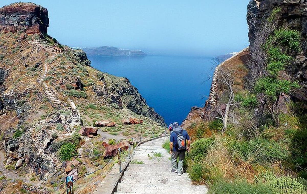 Santorini Caldera Walk Hiking Experience Fira-Oia
