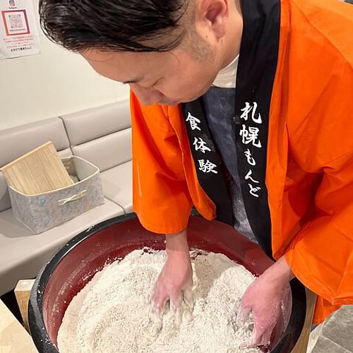 In Sapporo! A luxurious Japanese food experience plan that includes a soba making experience, tempura, Hokkaido deer shabu-shabu, and 3 type