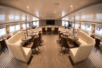 VIP – Day Cruise From Athens to Hydra Poros Aegina