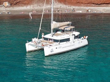 Santorini Catamaran Cruise with Lunch and Transfers