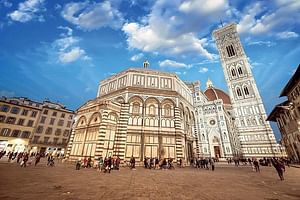 Semi-private Guided Walking Tour of Florence with Uffizi Gallery