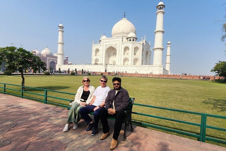 From Delhi: 2 Days Taj Mahal and Agra Overnight Tour