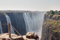 Guided Tour of the Falls 6