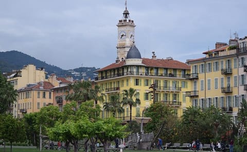 Private Historic Walking Tour of Nice's Old Town