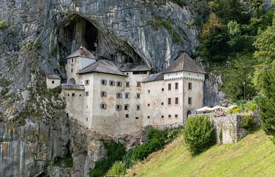 Private Postojna Cave, Predjama Castle and Karst Region Tour – from Ljubljana