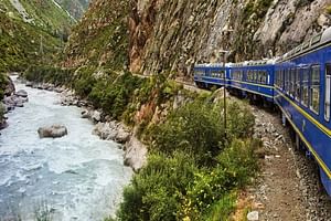 Machu Picchu Luxury Tour - Train Hiram Bingham